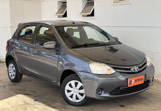 TOYOTA ETIOS 1.5 XS 16V FLEX 4P MANUAL